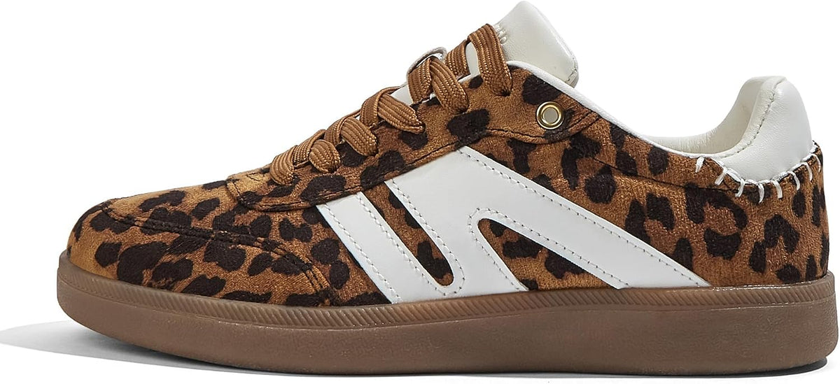 Women's Leather Retro Sneakers - Gum Rubber Sole, Low Top Cut and Anti-Slip Grip for Daily Wear - 6