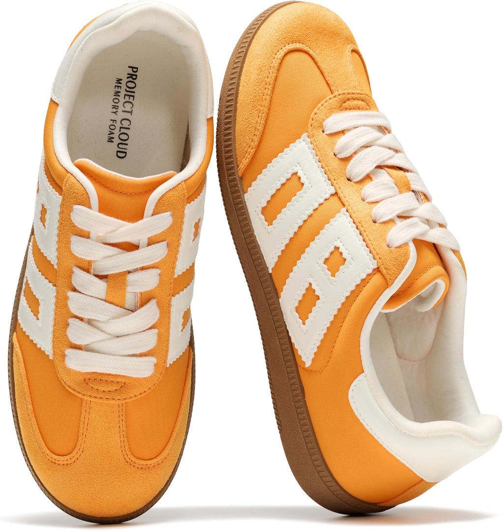 Women's Lace-Up Fashion Sneakers - Memory Foam Insole and Cushioned Collar for Casual Wear - 9